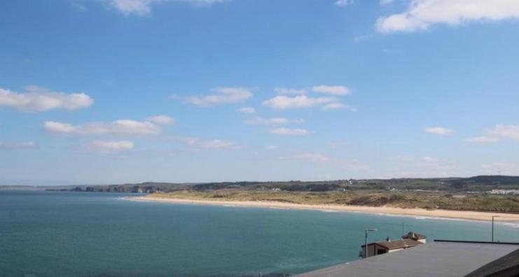 Cosy 3 Bedroom Apartment In Central Portrush With Sea Views 외부 사진