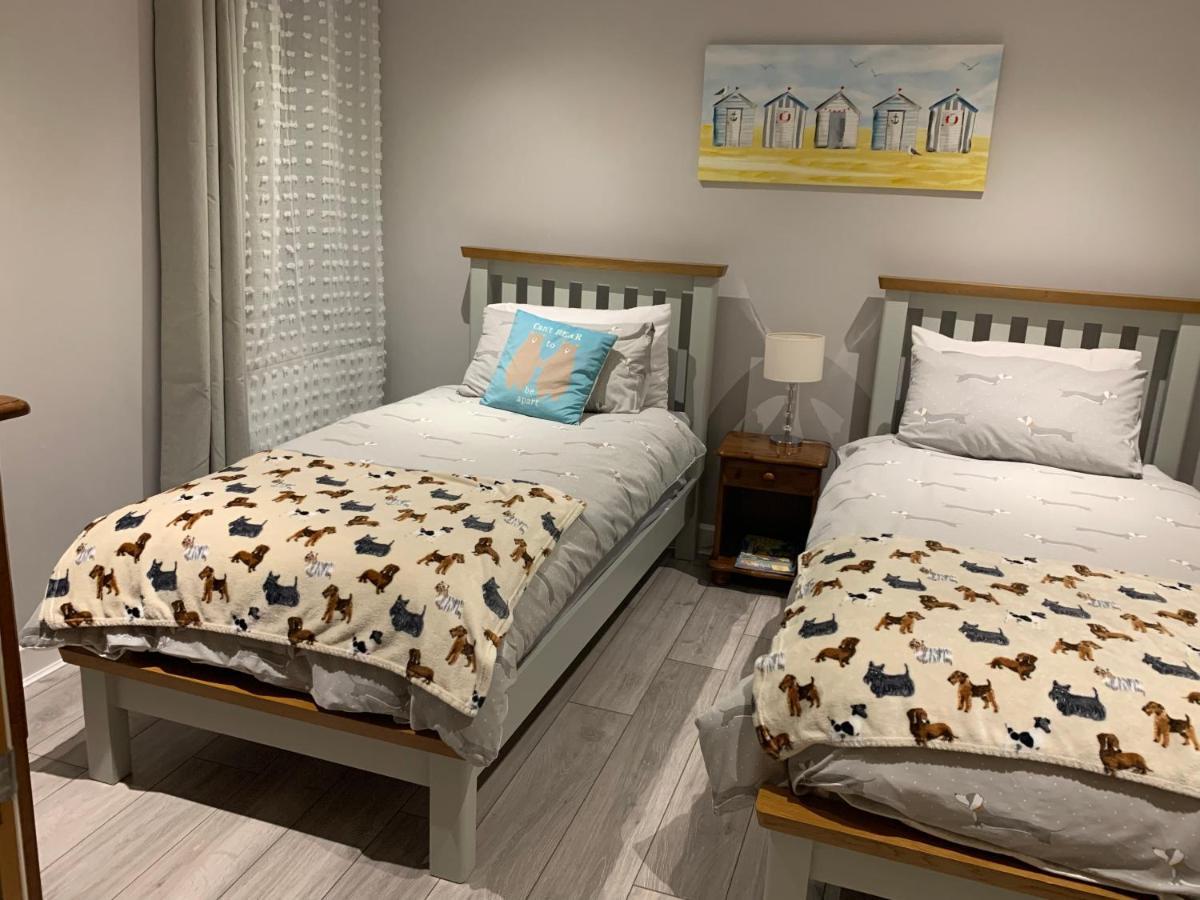 Cosy 3 Bedroom Apartment In Central Portrush With Sea Views 외부 사진