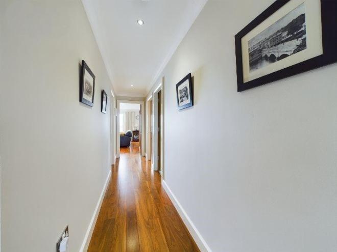 Cosy 3 Bedroom Apartment In Central Portrush With Sea Views 외부 사진